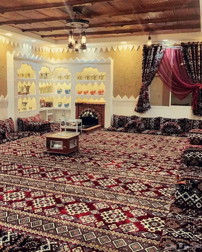 استراحة قسمين للبيع الموقع ارينبة جنوب حائل مساحة 2000 4