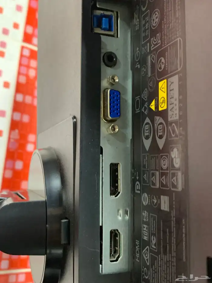 كمبيوتر مكتبى معالج   i7   مع الشاشة شبة جديد 4
