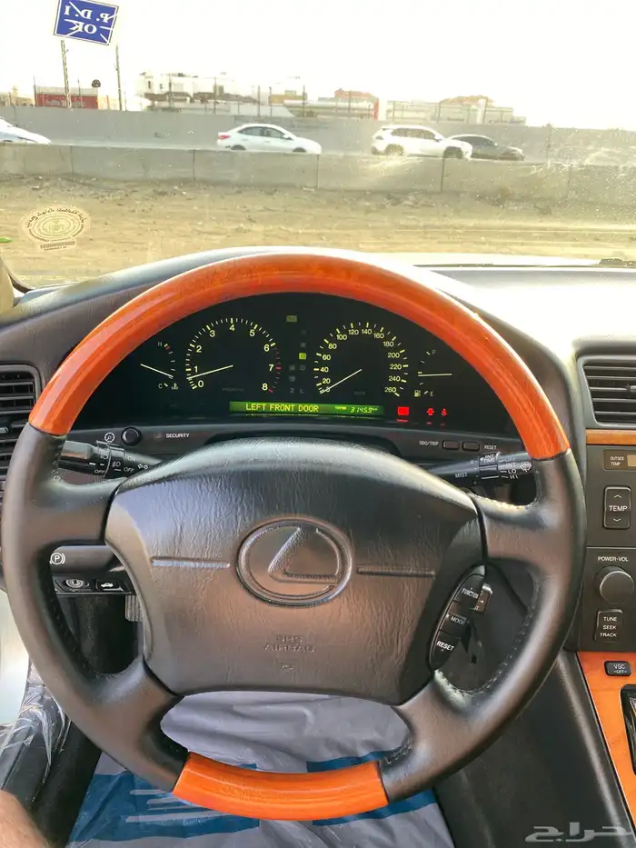لكزس 400 سعودي موديل 1998 مالك ثالث 54