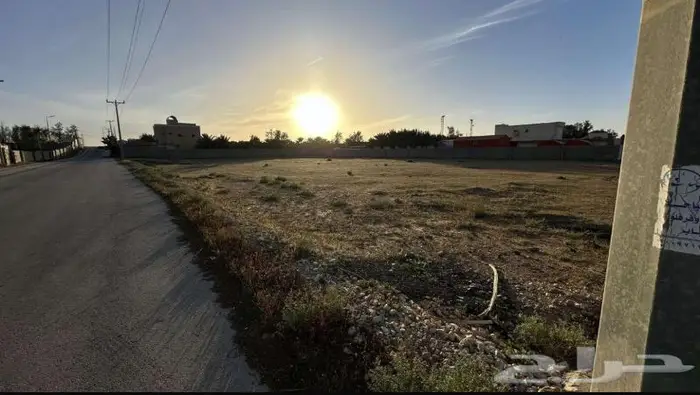 للبيع ارض بحي الخضر شارعين 0