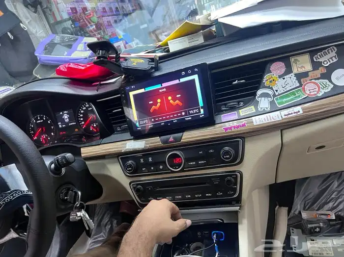 شاشات سيارات كهربائية خالد المغربي 32