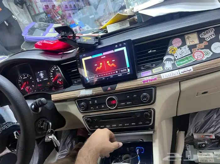 شاشات سيارات كهربائية خالد المغربي 31