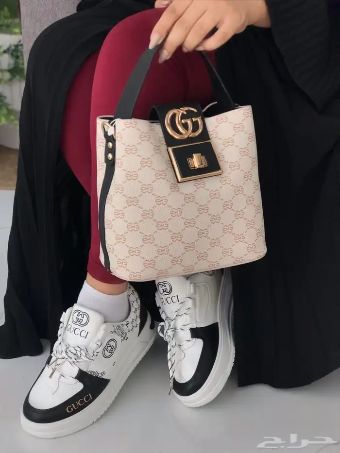 طقم شوز وشنطة قوتشي مع عطر هدية 6