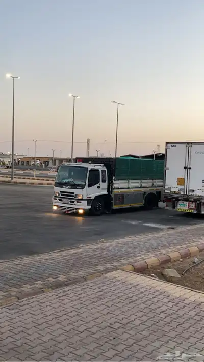 لوري سكس 0