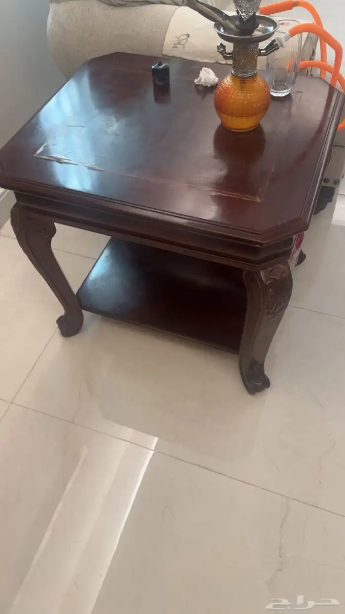 طاولات للبيع للسومة 1