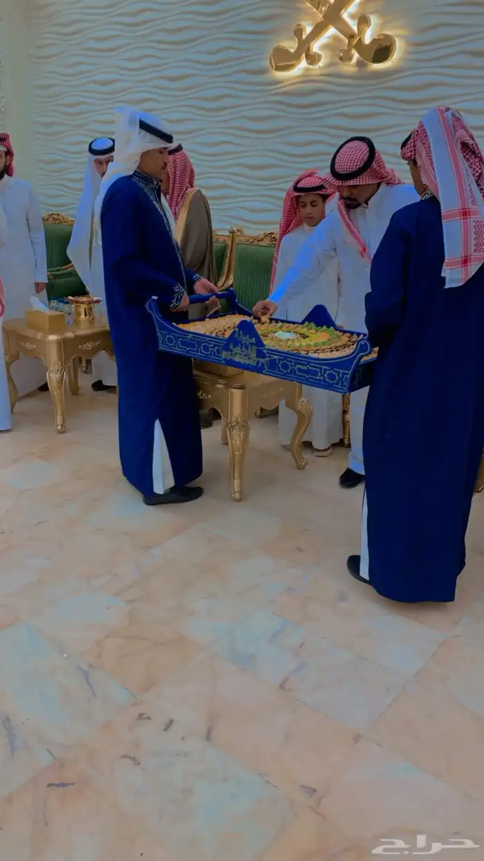 يوجد لدي ركن ضيافة كنتر استقبال ملكي 4