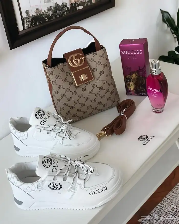 طقم شوز وشنطة قوتشي مع عطر هدية 23