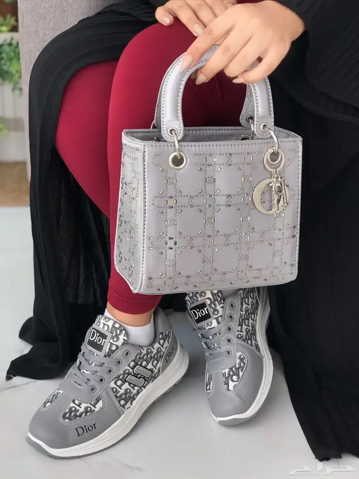 طقم شوز وشنطة قوتشي مع عطر هدية 35