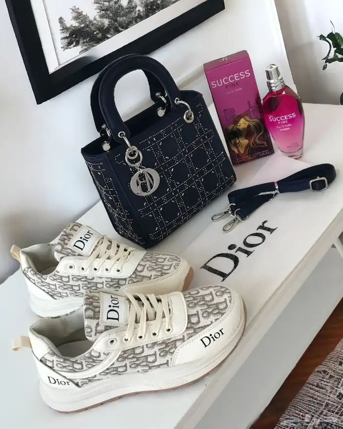 طقم شوز وشنطة قوتشي مع عطر هدية 24