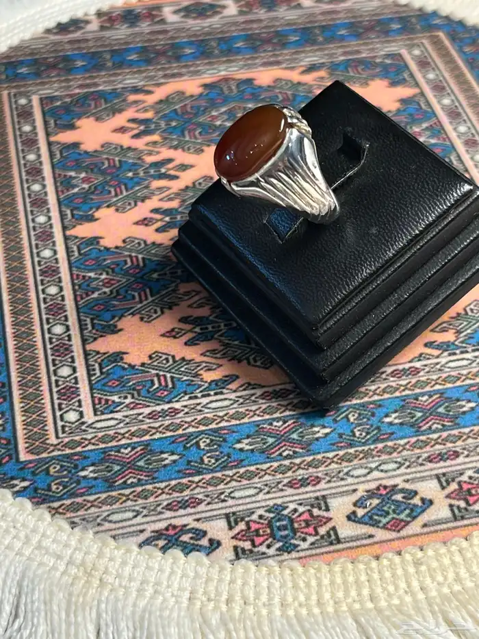 خواتم بحجار عقيق يمنيه اصليه على الشرط 9