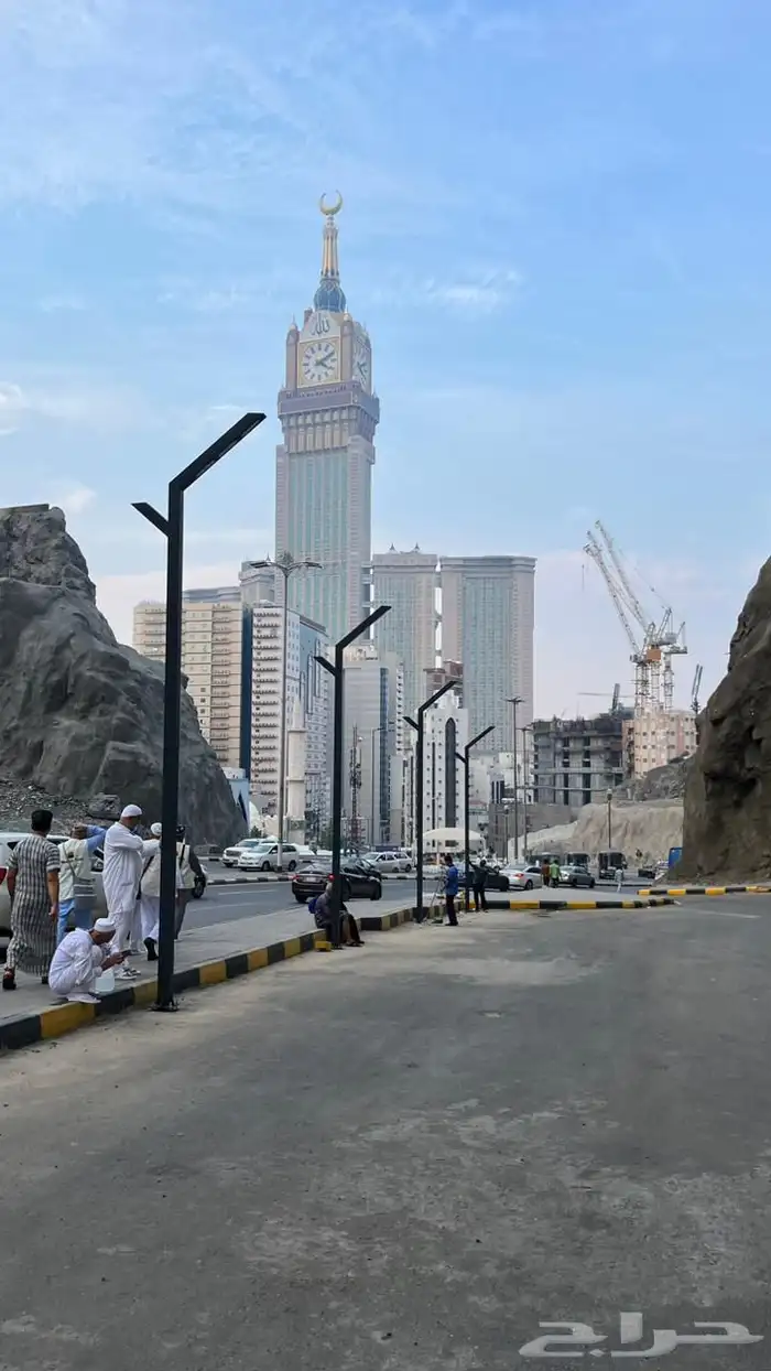 أعمدة إنارة 7