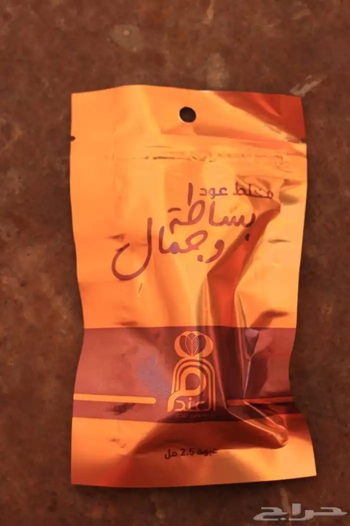 دهن عود مخلط فاخر 4