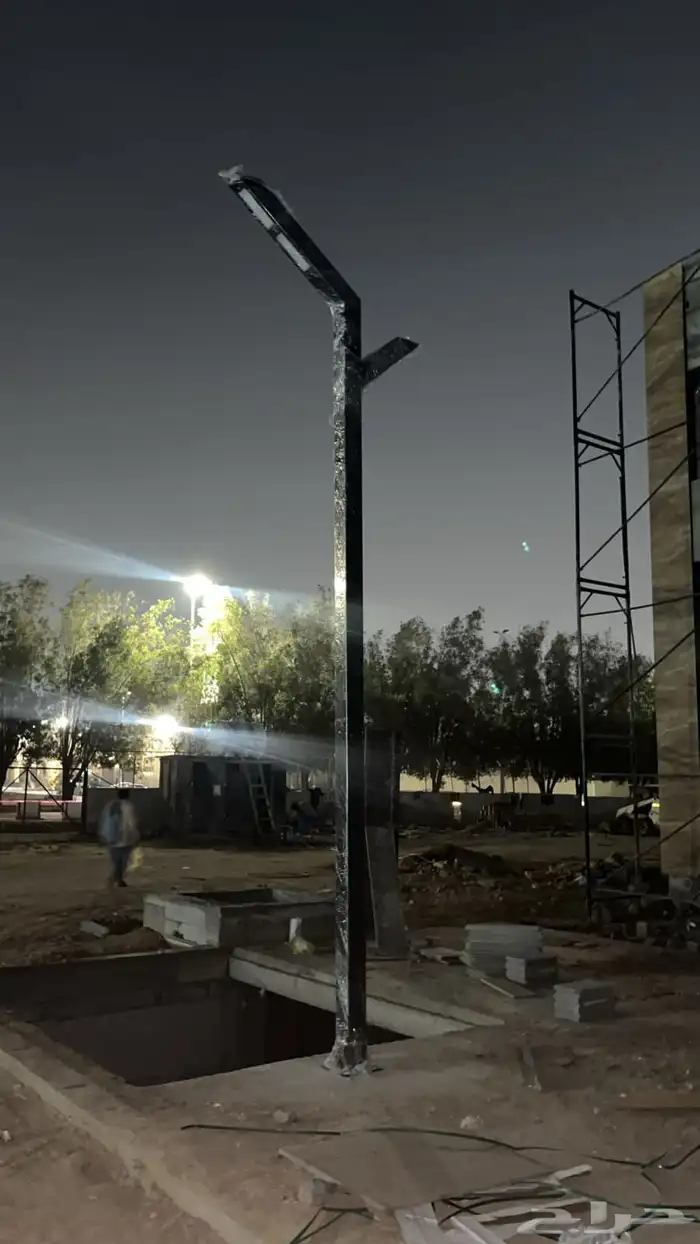 أعمدة إنارة 9