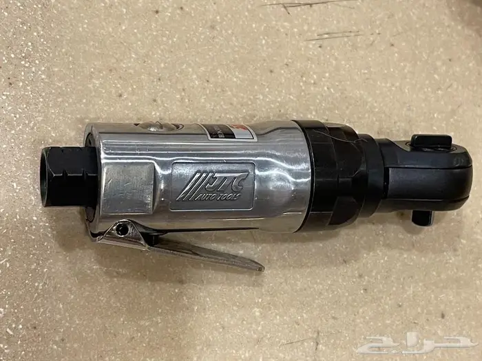 مفتاح ربط من المعدن يعمل بالهواء 1