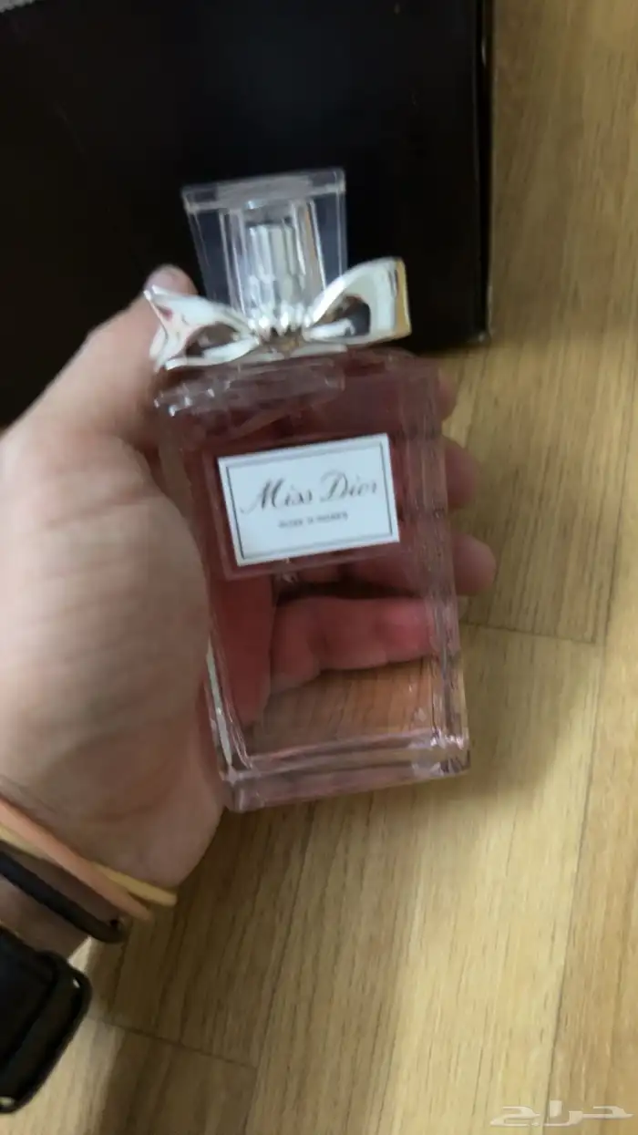 كلها عطورت اصليه جمله جمله نبيع حبه بسعر جمله زباين 18