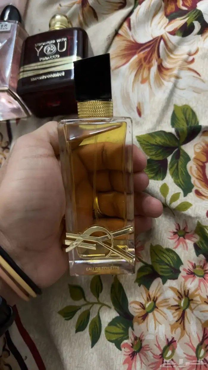 كلها عطورت اصليه جمله جمله نبيع حبه بسعر جمله زباين 3
