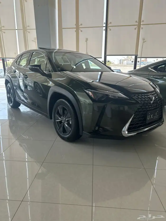 لكزس UX300 AH موديل 2024 1