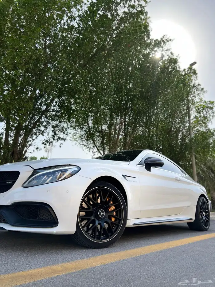 مرسيدس C63 كوب 2018 ادشن ون فل كاربون وكالة ( تم البيع ) . 1