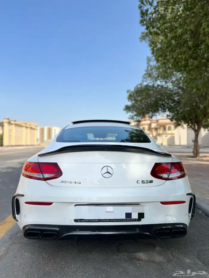 مرسيدس C63 كوب 2018 ادشن ون فل كاربون وكالة ( تم البيع ) . 11