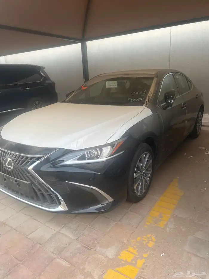 لكزس ES250 AA سعودي عبداللطيف جميل 2025 1