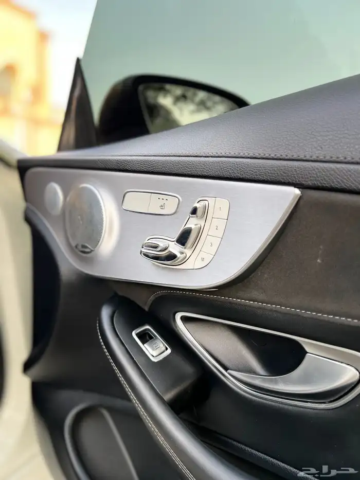 مرسيدس C63 كوب 2018 ادشن ون فل كاربون وكالة ( تم البيع ) . 30