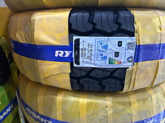كفرات نص حجري ريدنز 265 70 17 1