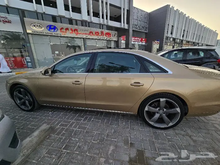 اودي A8 2012 قطع غيار تشليح 6