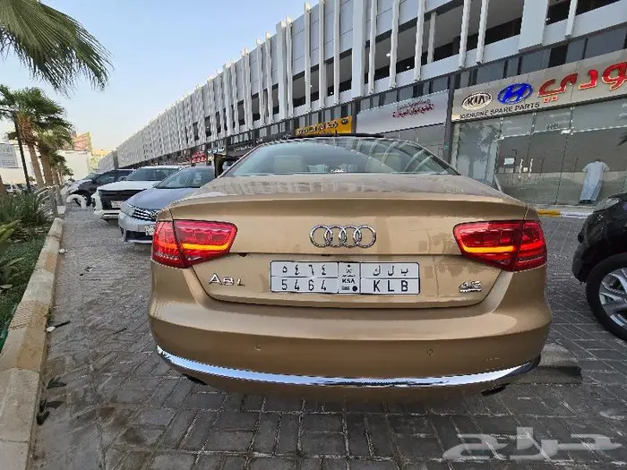 اودي A8 2012 قطع غيار تشليح 9