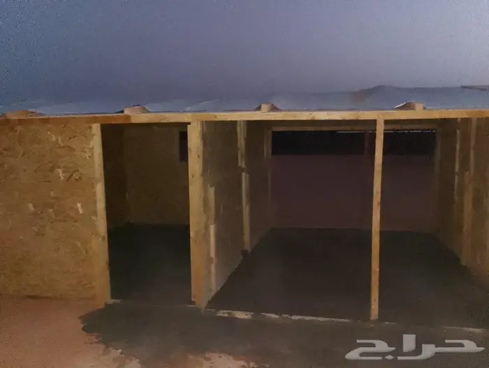 غرف خشب دكات حديد 1