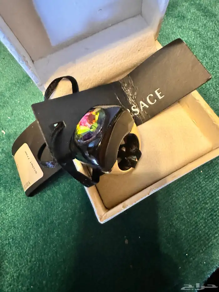 فرزاتشي VERSACE نظارات خواتم أساور سلاسل 42