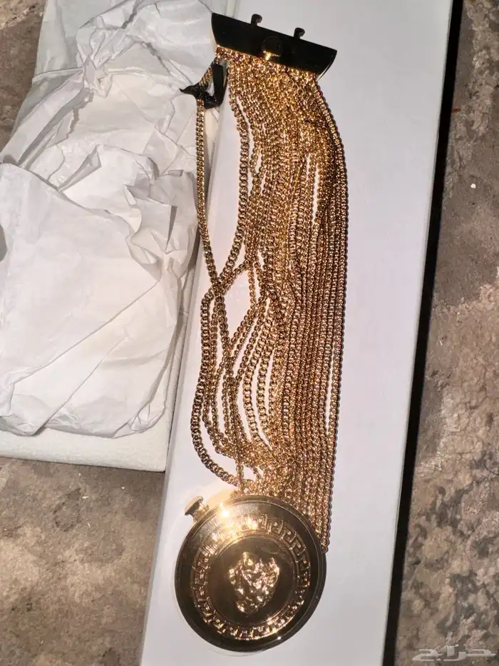 فرزاتشي VERSACE نظارات خواتم أساور سلاسل 61