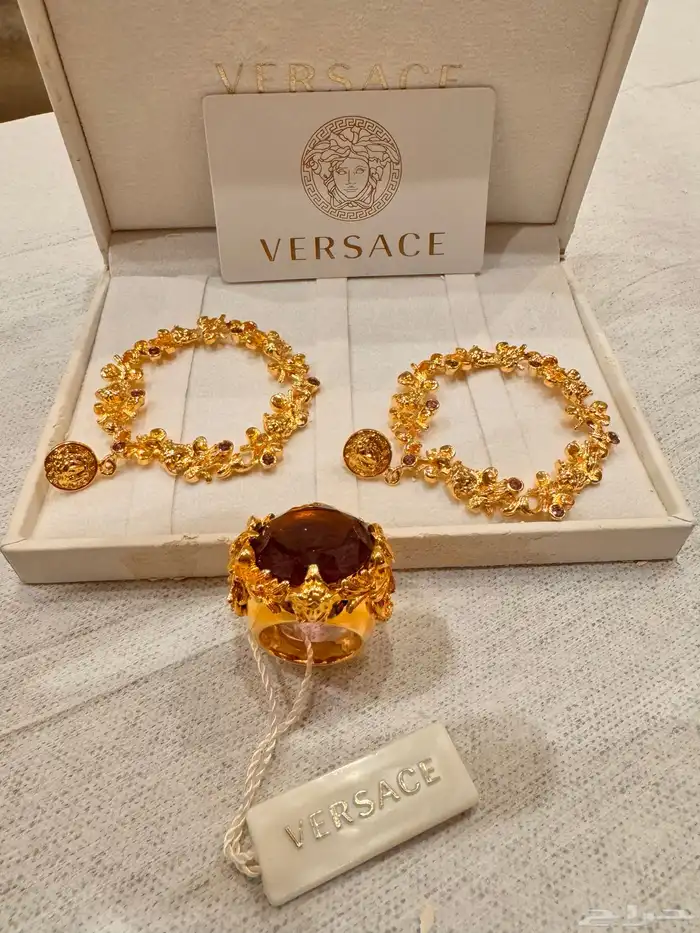فرزاتشي VERSACE نظارات خواتم أساور سلاسل 28