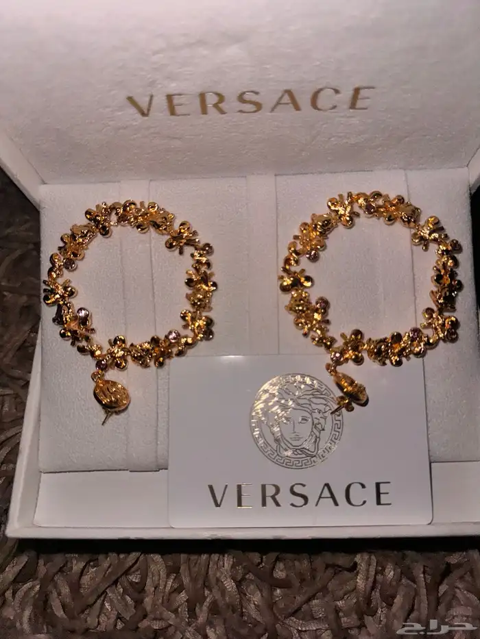 فرزاتشي VERSACE نظارات خواتم أساور سلاسل 53
