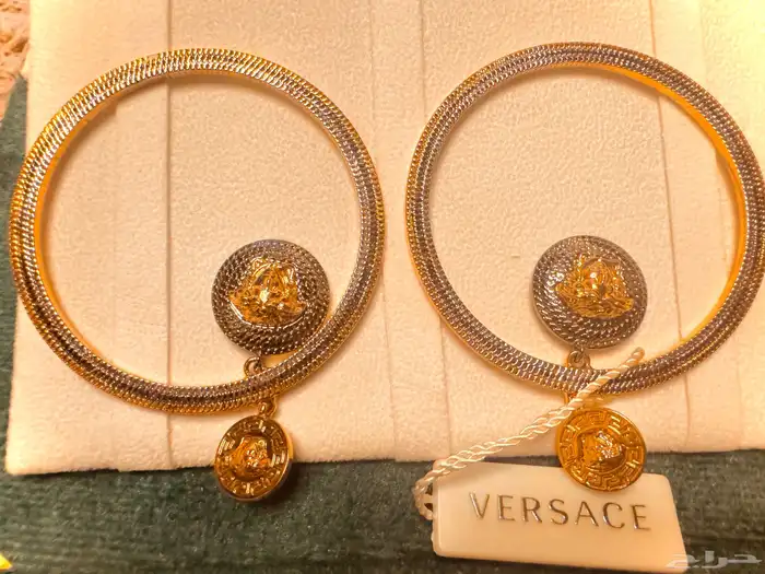 فرزاتشي VERSACE نظارات خواتم أساور سلاسل 46