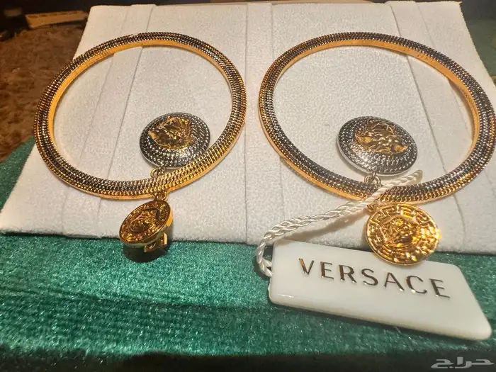 فرزاتشي VERSACE نظارات خواتم أساور سلاسل 47