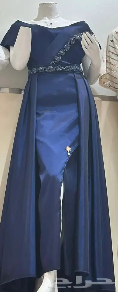 فستان لونه اسود مقاس 2 1