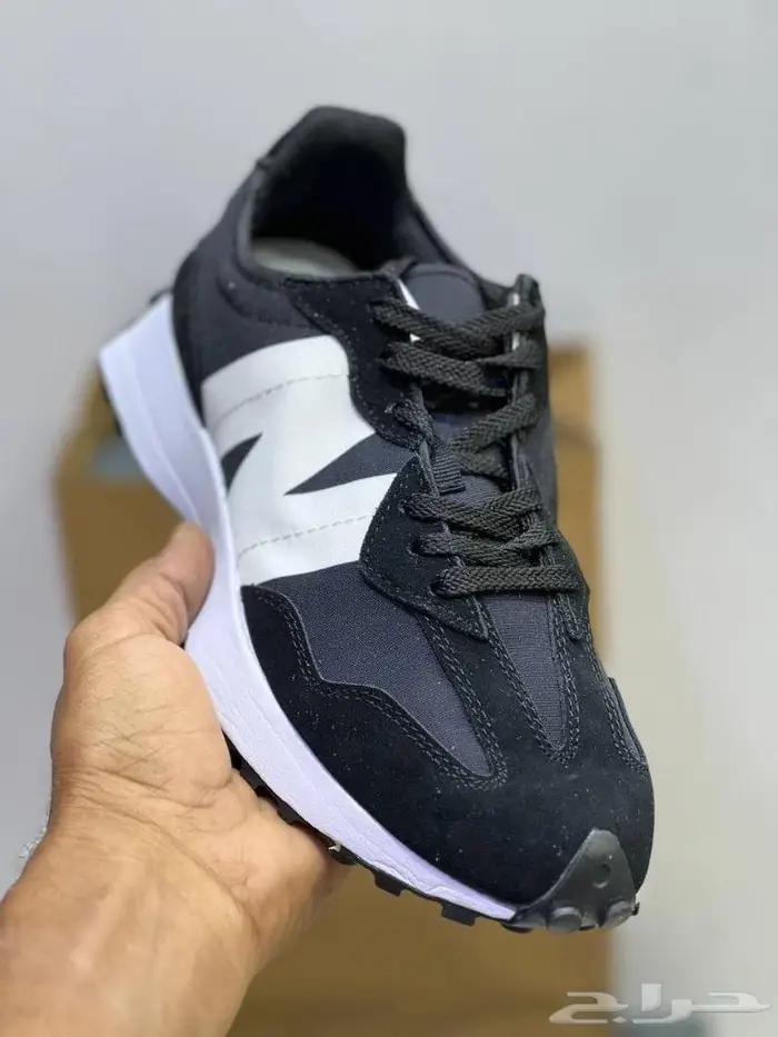 جزم نيو بالانس الرياضيه 35