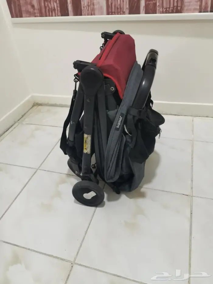 عربية اطفال ماركة junior مسموحة داخل طائرة مع كيس 2