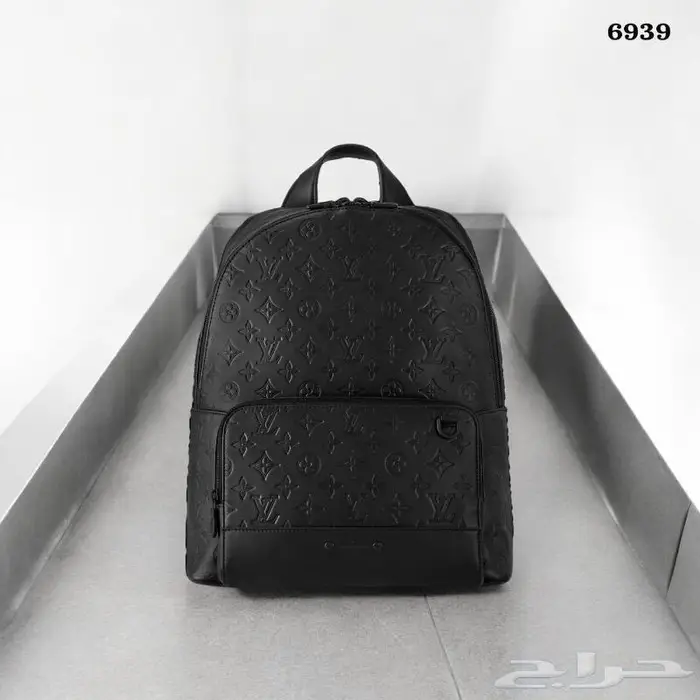 شنط رجاليه للنادي سفر 11