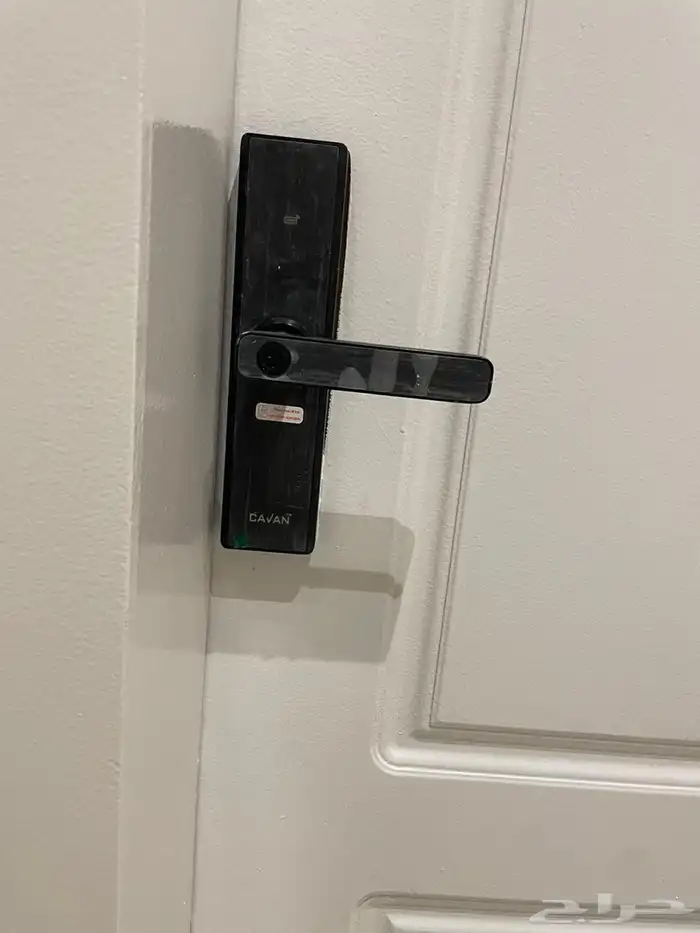 تركيب وبرمجة القفل الذكي smart lock بأيدي سعودي 5