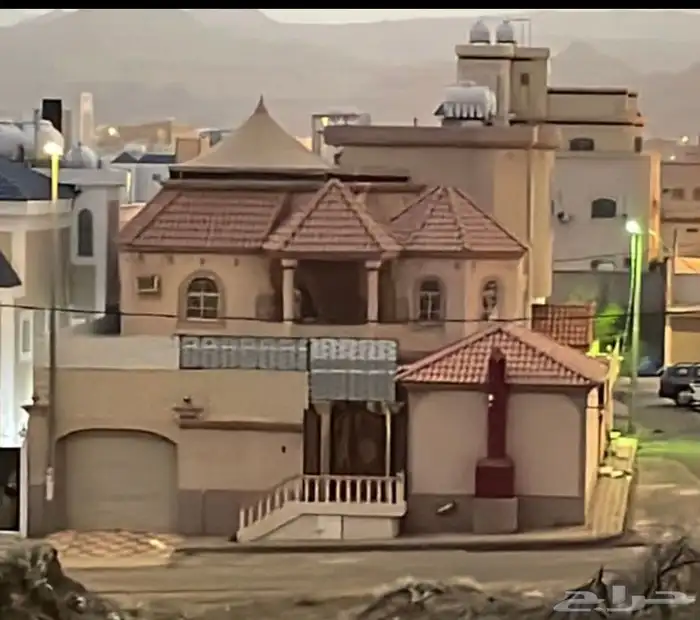 ظهران الجنوب فله للبيع دورين سكن شخصي تشطيب فاخر بحي النسيم 1