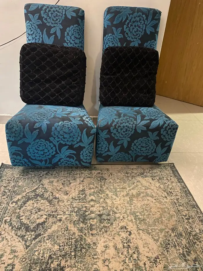 كرسيان دوار من النافع   زولية من ايكيا 1