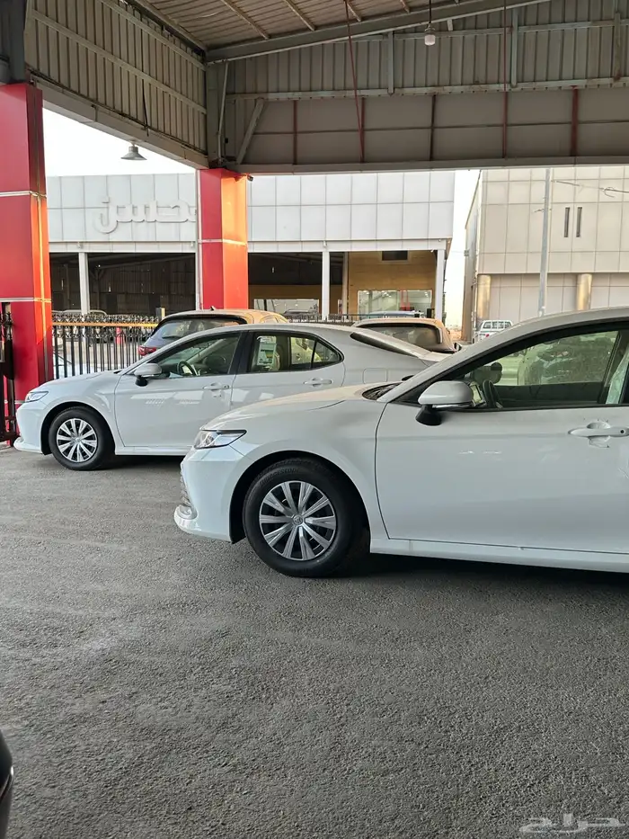 كامري 2024 استاندر خليجي جميع الالوان لدى معرض سامي القعدي 22