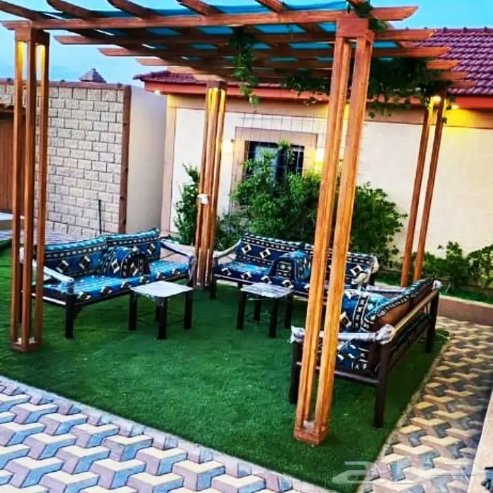 كراسي حديد 1