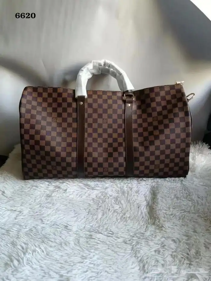 شنط ماركات عالميه 3