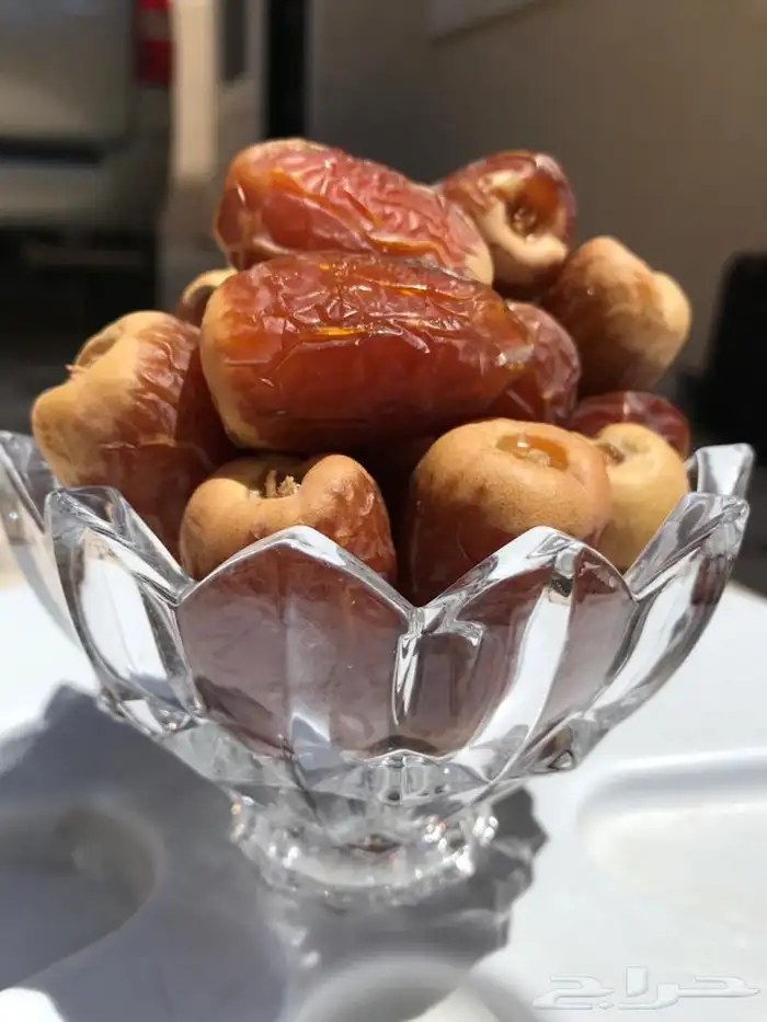 كل انواع التمور( خراف - كنيز - رطب -فله ) و الطحينة والدبس 21