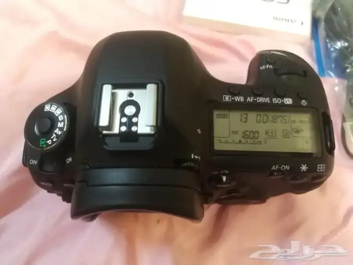 كاميرا كانون 5dmark3 شبه جديدة مع بتريجريب 1