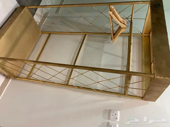 علاقة عبايات ملابس 0