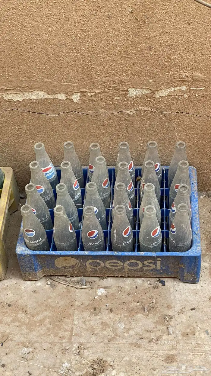 علب قزاز قديمه مع سطولهن تم البيع 0