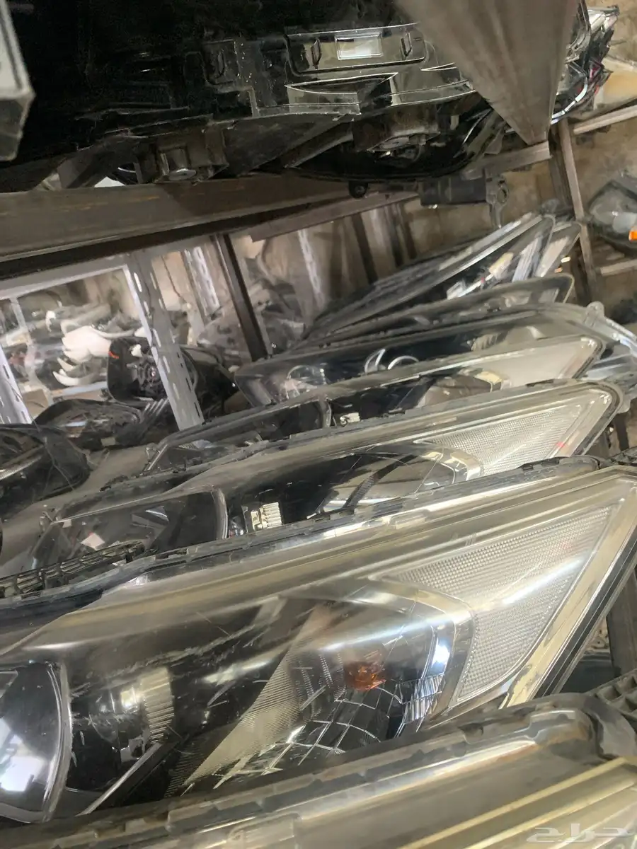 متخصص هوندا. شمعات اسطبات مرايات شبوك وجميع قطع غيار Honda 1